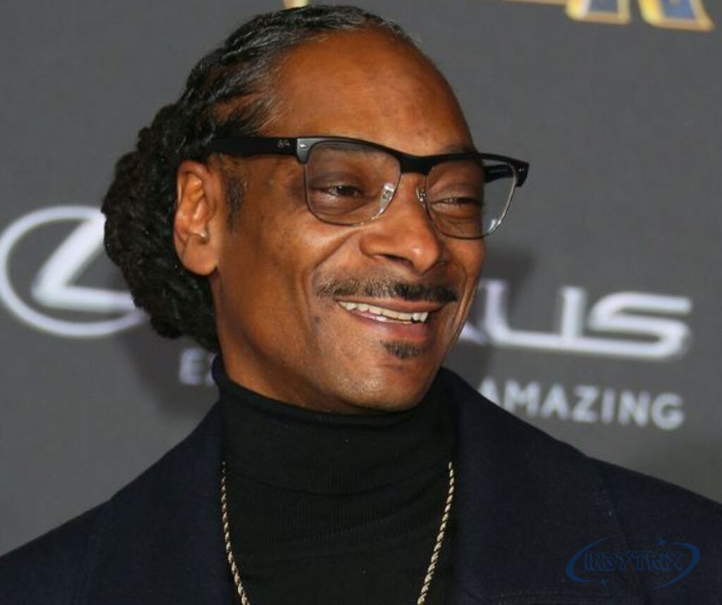background-of-snoop-dogg